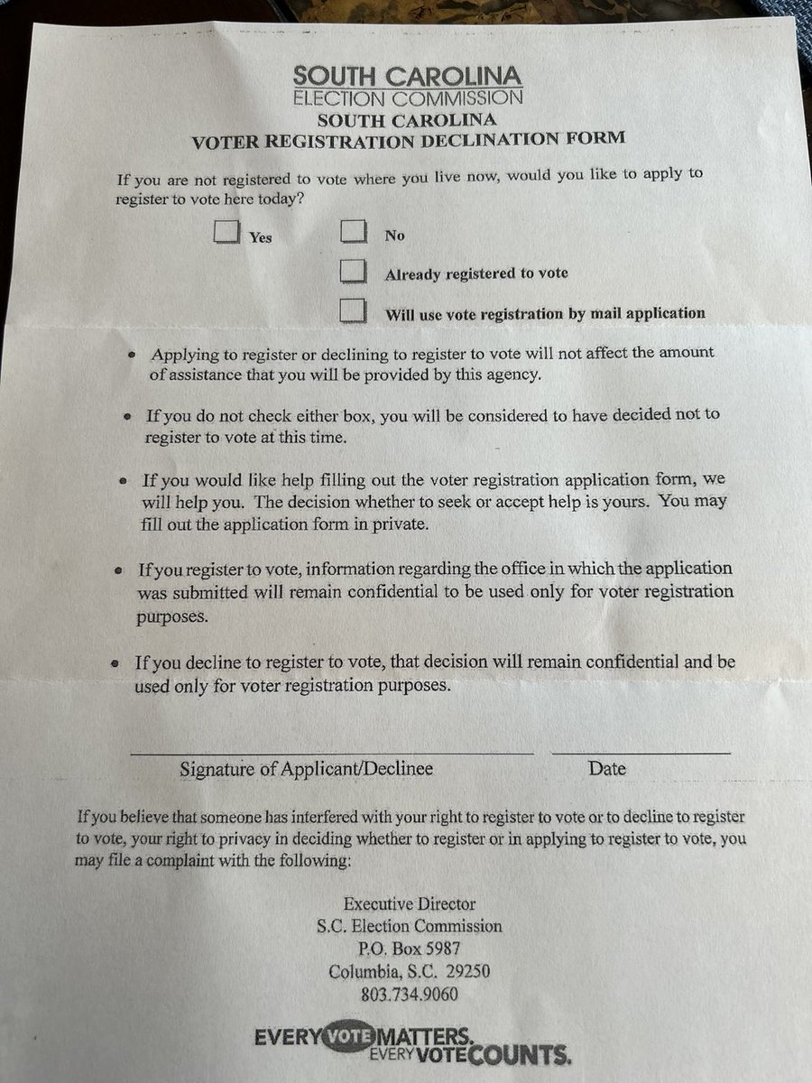 🚨Is the Federal Gov giving voter registration forms to non-citizens? Yes, in SC. A refugee received this form at the Spartanburg Social Security Office. 'Why are they giving these to non-citizens?' she asked. EXACTLY. #VoterRegistration #ElectionIntegrity