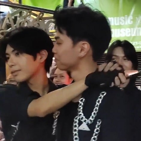 sinong may other pov nitong nakahug si ishiro kay drei 🥺

#WRIVE #WRIVE_Drei #WRIVE_Ishiro