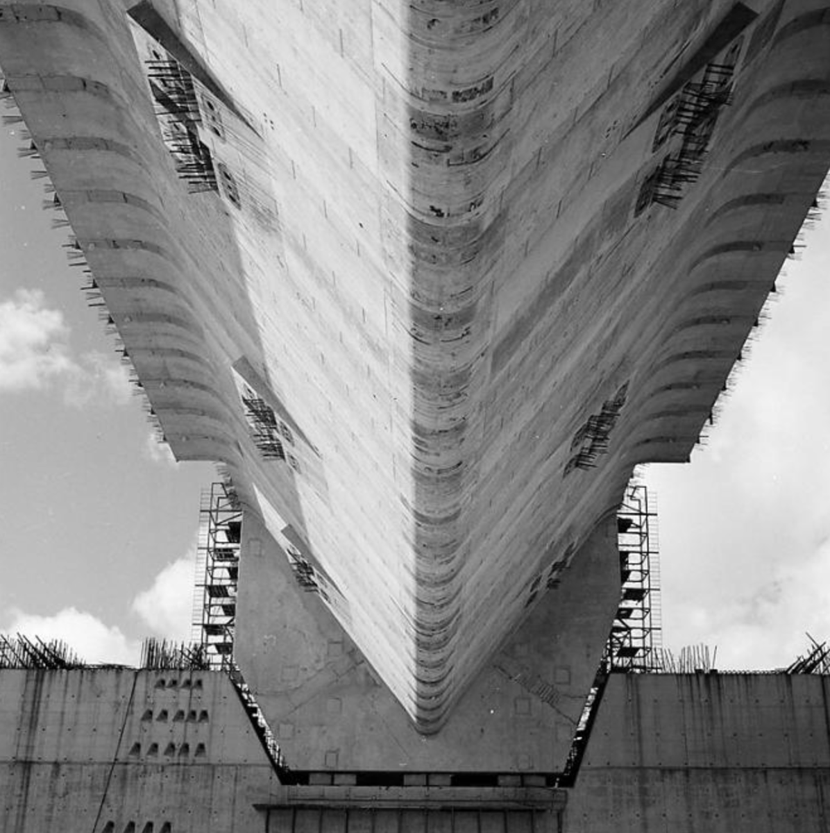 Stumbled across Aart Klein's amazing photographs of the construction of the Haringvlietdam in 1961. An imposing modernist project, part of the 'Deltawerken'—meant to protect the Netherlands from storm surges. They bring to mind Michael Heizer's concrete landscape art.