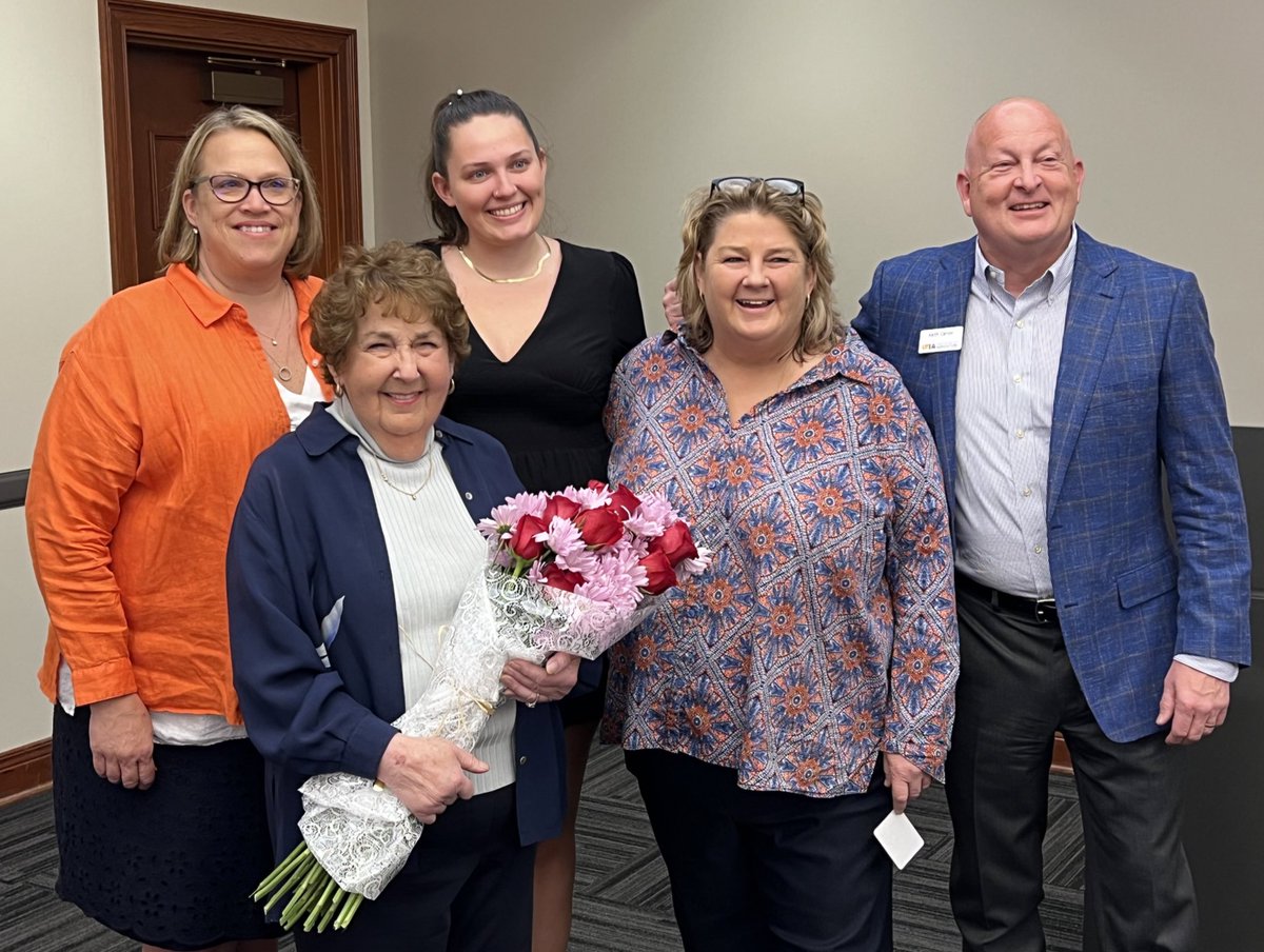 Celebrated the legacy of the Herbert family yesterday with a visit from some of our favorite folks! This family has changed the trajectory of the @UT_Herbert college forever! 🍊 #ThankYou #Herbert #generosity