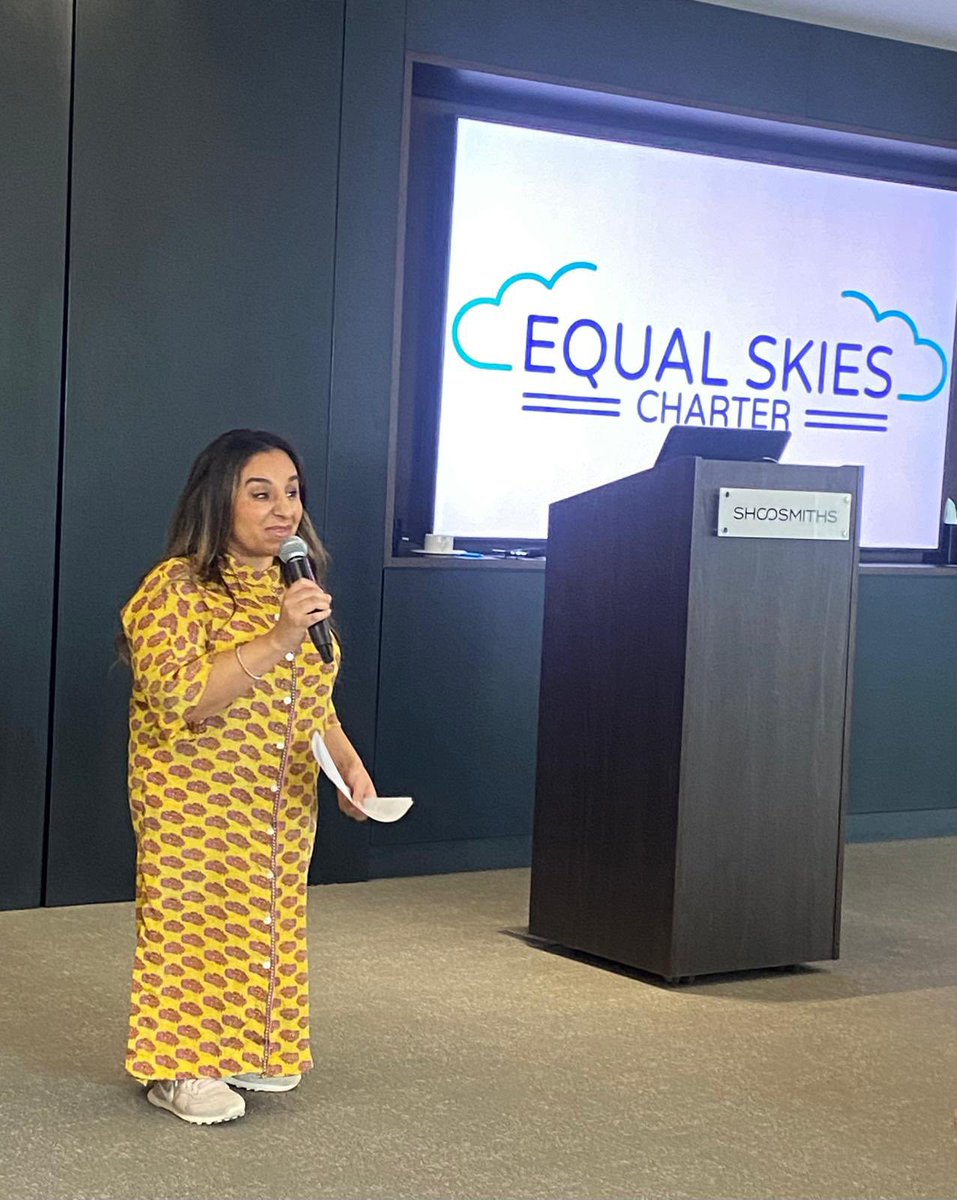Delighted to attend the Equal Skies Charter event sponsored by @ShoosmithsSI making sure all #disabilities are welcomed throughout the Aviation industry. #Tuesday