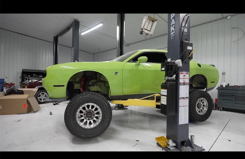 Dodge Challenger Hellcat Transformed Into Off-Road Machine
But is it functional? <a href="/Dodge/">Dodge</a> buff.ly/3xV5hCP