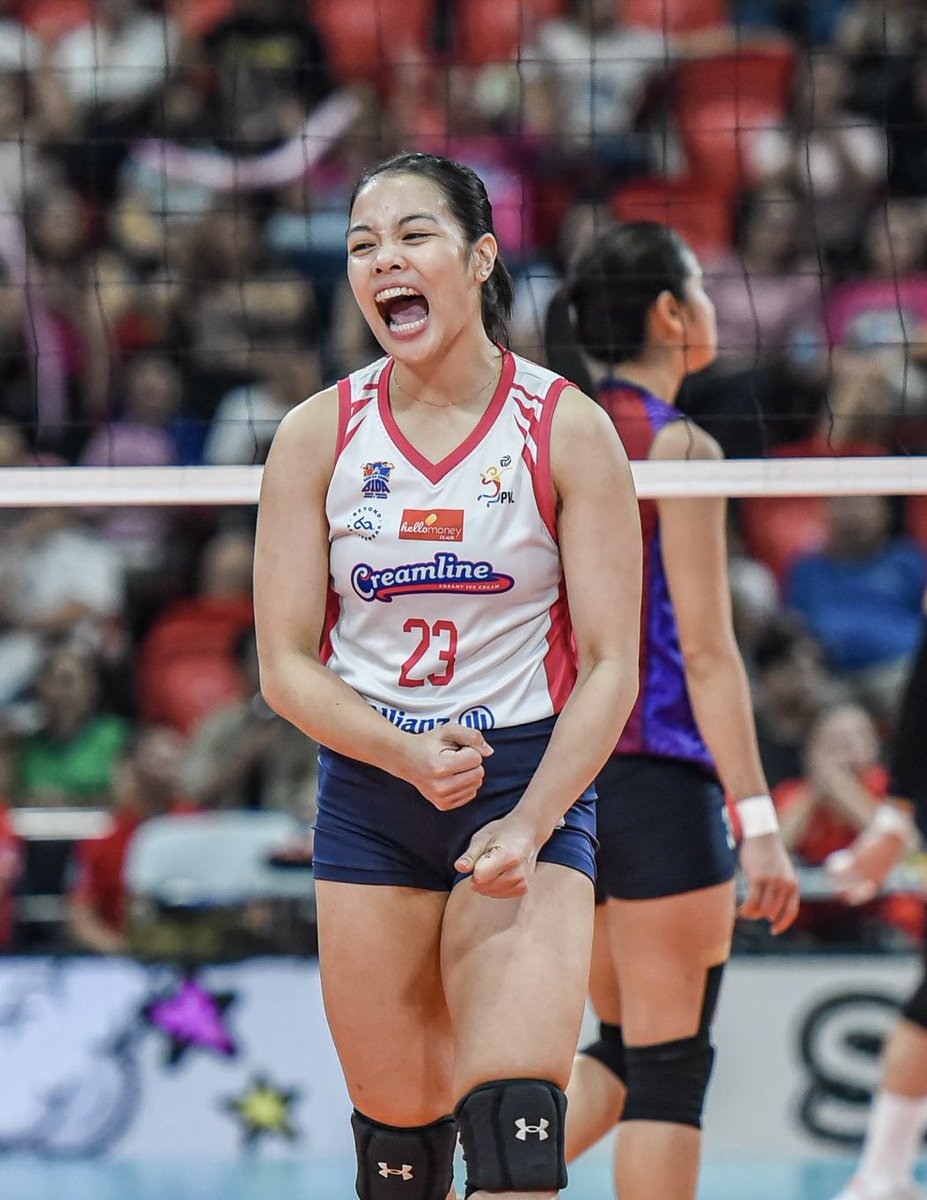 Triple-double performance by Queen Jema Galanza!👑

23 points (19 attacks-1 block-3 service aces)
13 excellent digs
18 excellent receptions

Say wottt Deanna Wong!💗💜