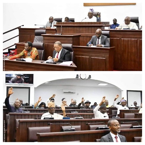 #Bénin / #Parlement : 
 
L’essentiel à retenir des lois relatives à la réglementation bancaire, la répression de l'usure et l’affacturage 
 
 visages-du-benin.com/benin-parlemen…

#Assemblée_nationale_du_Benin, #ReglementationBancaire, #LouisVlavonou, #VisBen, #wasexo, #Affacturage, #Usure