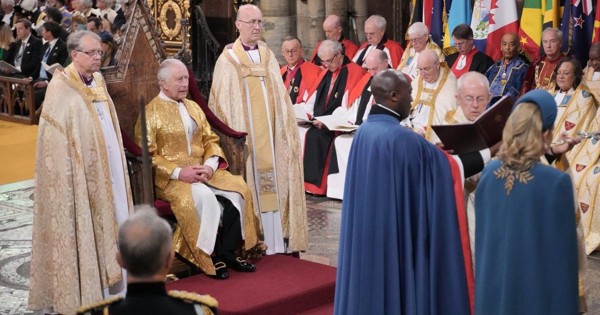 A historic moment! King Charles III and Queen Camilla crowned in a majestic ceremony at Westminster Abbey, London on May 6, 2023. #RoyalCoronation #KingCharlesIII #WestminsterAbbey : PRESS ASSOCIATION