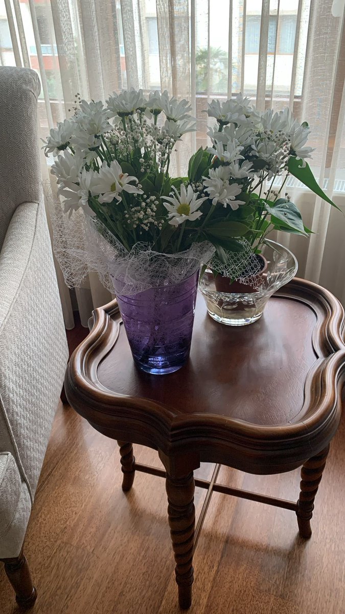 <a href="/cicekmarket/">Çiçek Market</a> Nedense benim için aynı şey sözkonusu değil! Müşteri hizmetlerindeki zayıflığınız yetmiyormuş gibi bir de sipariş verdiğimle teslim edilen çiçek arasındaki farka bakın!!! Allahtan çiçek koymuşlar bukete. Gerçekten yazıklar olsun..bu resmen dalga geçmek!!! Hiç 60 adet çiçek varmı?