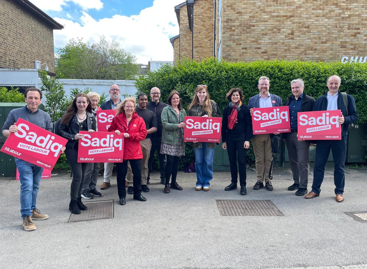 If you wanna come and join us getting out the vote for Anne and Sadiq on polling day, we need help literally all day and have Campaign Centres across Barnet and Camden - so please message me if you can help and I'll let you know your nearest Campaign Centre! 🌹