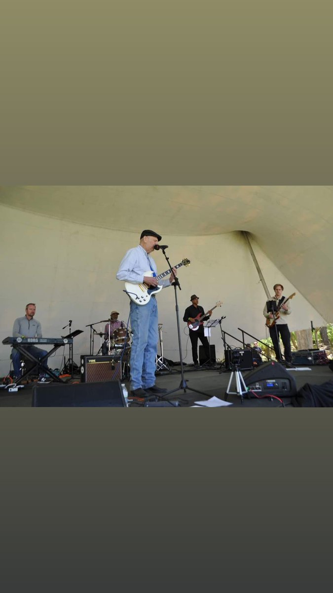 PaulUrban6's tweet photo. Paul Urban &amp; Friends full band Sat. 5/4 12:30pm Yorktown Blues and Brews 331 Water St. Yorktown VA ! #blues #bluesrock #guitar #electricguitar #bbq #craftbeer #beer https://t.co/b7wxC6Y962 https://t.co/lU5WhFOXON