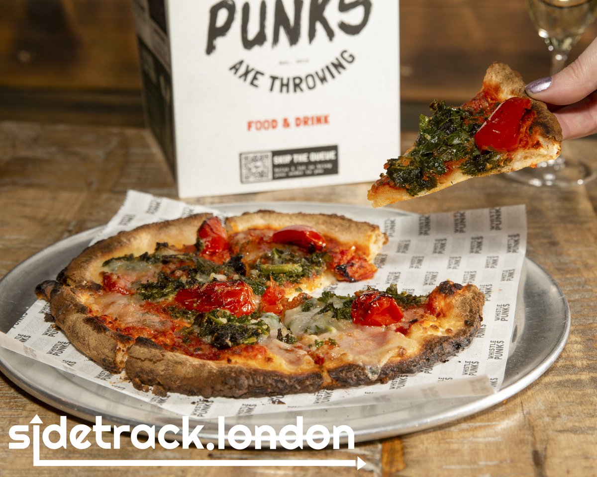 🍕#Eat: Vegan Gardener Pizza with tomato, creamy mozzarisella, sun-dried tomatoes & kale at @WhistlePunksUK #OxfordCircus

#whistlepunks #urbanaxethrowing #axethrowing #axe #axes #london #oxfordcircus #pizza #pizzeria #londonpizza #pizzalondon #vegan #veganlondon #londonvegan