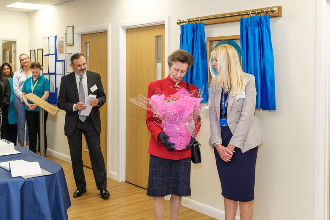 #PrincessAnne 
#ThePrincessRoyal 
#RoyalFamily 

💐 On 16th April, Princess Anne visited Sefton Carers Centre in Merseyside to mark its 30th anniversary.