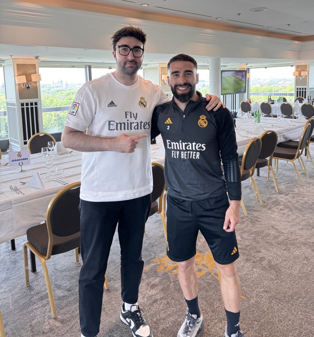 Dani Carvajal y Flexz 🤍