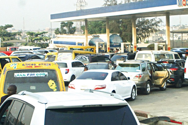 Fuel queues will be cleared by Wednesday — NNPCL mediatalkafrica.com/165232/fuel-qu…
