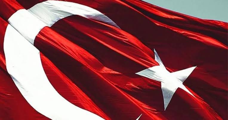 Ulusum Türk ulusu, vatanım Türkiye diyen herkese can feda!
#NeMutluTürkümDiyene