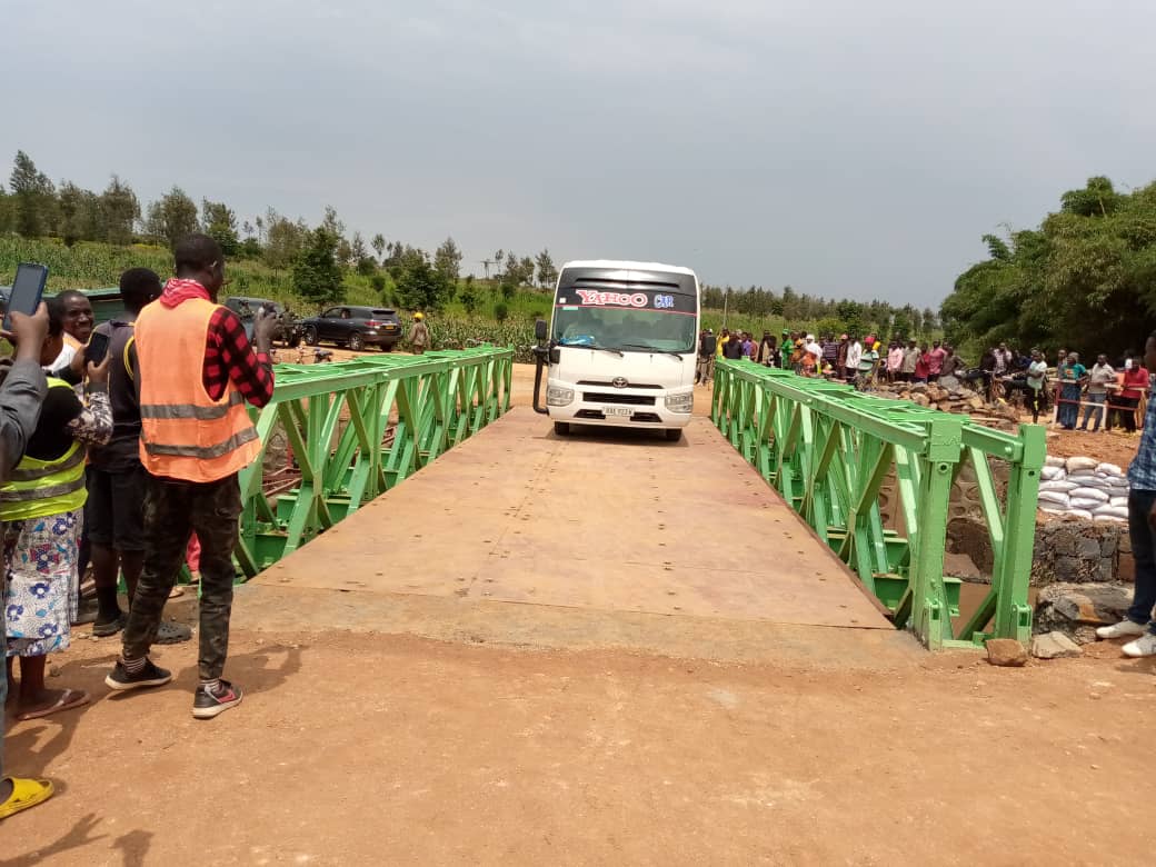 Nyagatare Sector (@nyagataresector) on Twitter photo Uyu munsi mu murenge wa Nyagatare Nyakubahwa Mayor w'Akarere ka Nyagatare GASANA Stephen yifatanije n'abaturage bo mu murenge wa Nyagatare gufungura ikiraro gihuza Umurenge wa Nyagatare n'Umurenge wa Rukomo <a href="/JennyIngabire/">INGABIRE Jenny</a> <a href="/NyagatareDistr/">Nyagatare District</a> Uyu munsi mu murenge wa Nyagatare Nyakubahwa Mayor w'Akarere ka Nyagatare GASANA Stephen yifatanije n'abaturage bo mu murenge wa Nyagatare gufungura ikiraro gihuza Umurenge wa Nyagatare n'Umurenge wa Rukomo <a href="/JennyIngabire/">INGABIRE Jenny</a> <a href="/NyagatareDistr/">Nyagatare District</a>