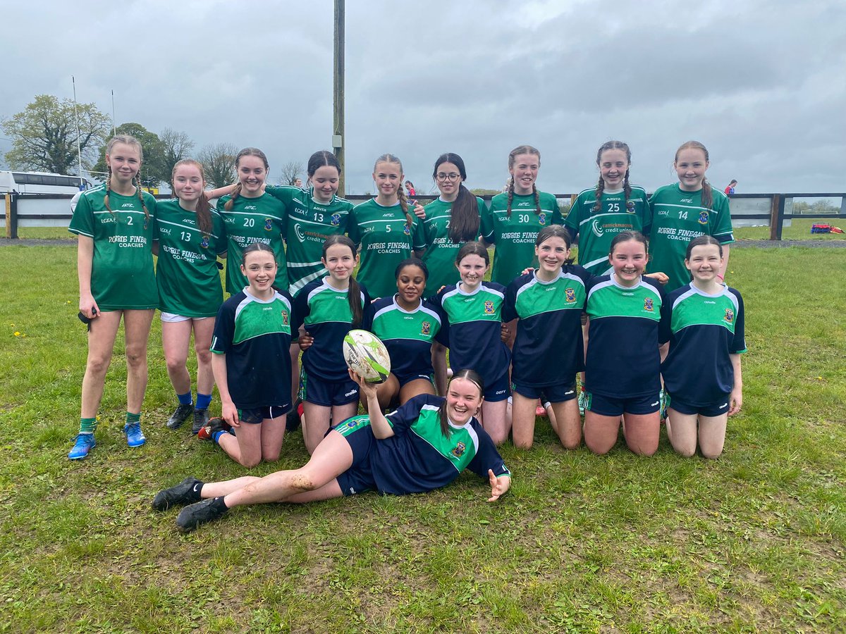 Well done to all of our first years who took part in their first ever tag rugby blitz. The girls finished off the day with a great battle between two Louis teams & there was only 1 try between the sides. Well done to all involved ☺️ 🏉 🏉 👏🏻 @lecheiletrust1 @stlouisnetwork 💚