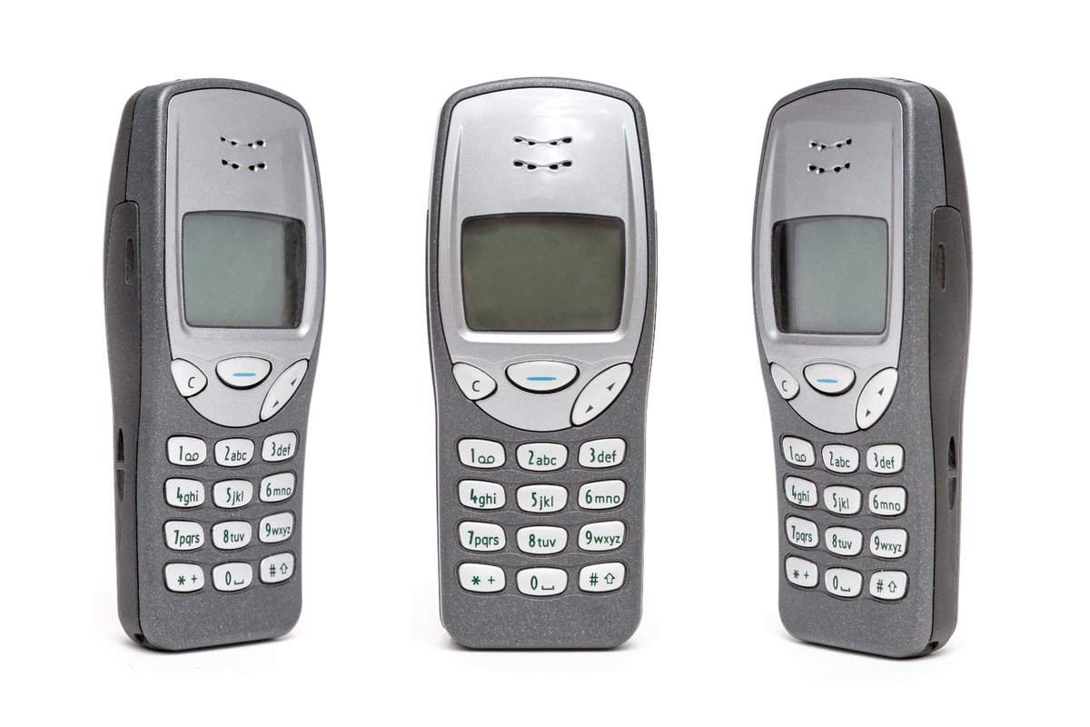 1999'un efsane telefonu Nokia 3210 bu tasarımla geri dönüyor

chip.com.tr/galeri/1999un-…