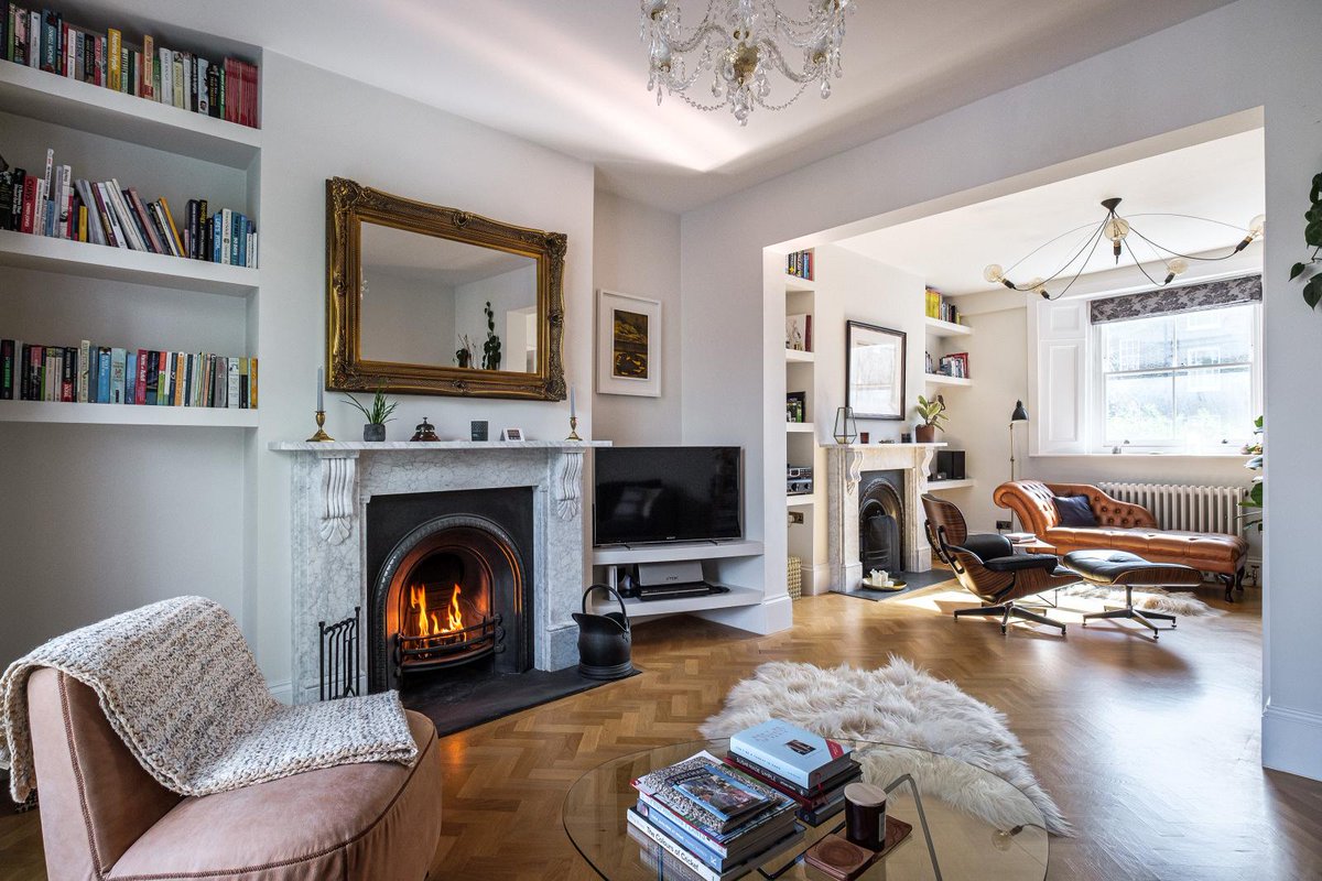 OnTheMarket tweet media