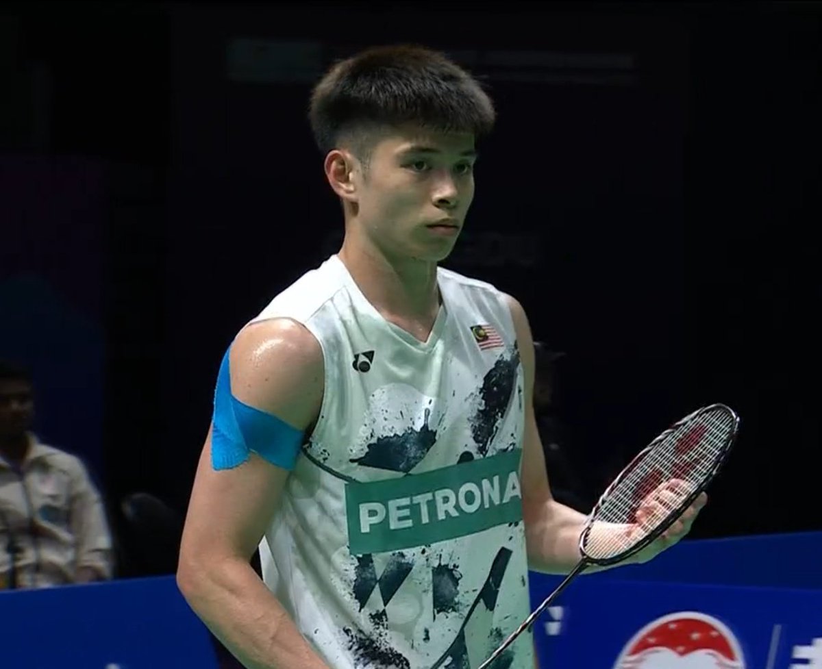 🇲🇾 1-2 🇩🇰 Leong Jun Hao 🇲🇾 lost to Anders Antonsen 🇩🇰 14-21 10-21 A total control from AA. Too good. Tak terkeluar gameplay LJH 😅 Group stage (D - Round 3) #TUC2024