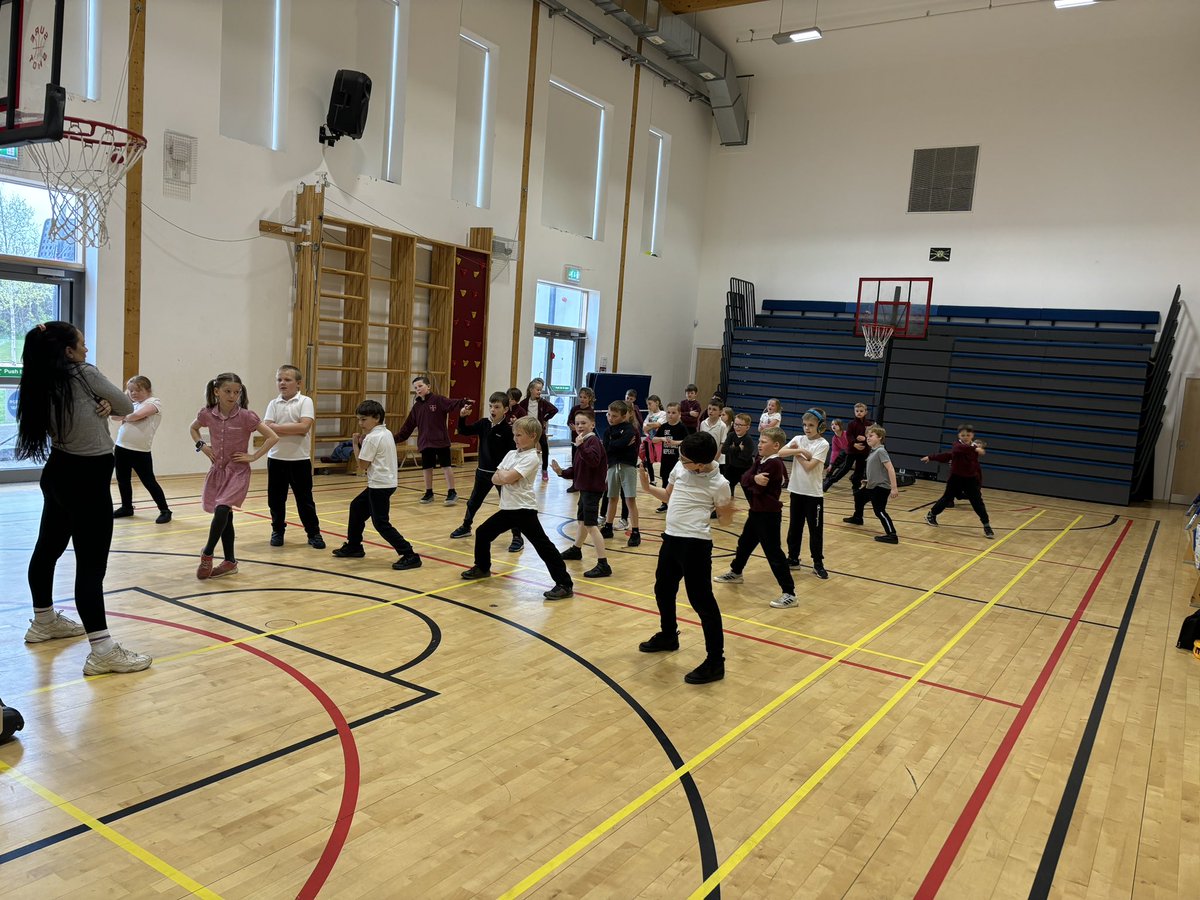 Mrs Burton* tweet media