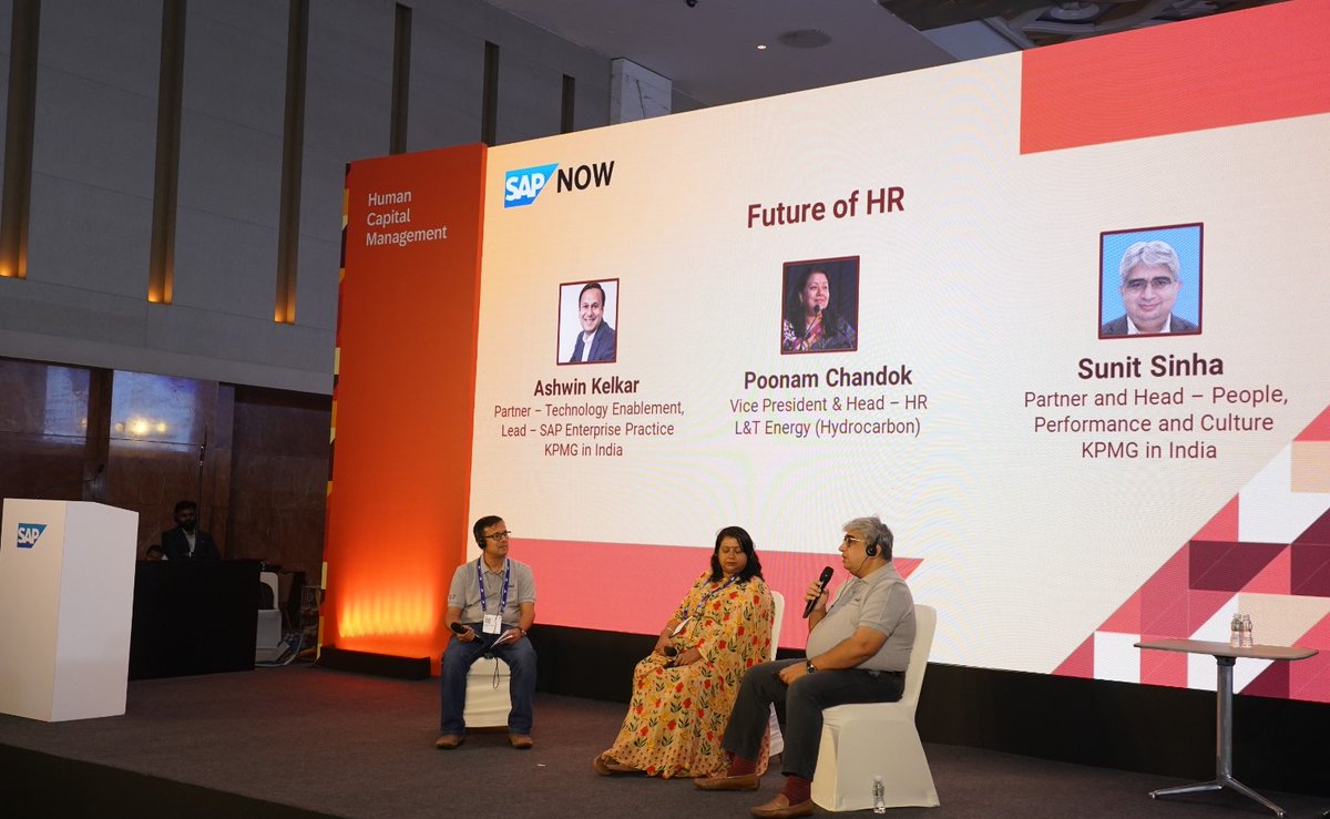 [1/2]
Numerous initiatives feature on the #CHROs’ agenda today! With technology driving success, #talentmanagement, #employeeexperience, and #innovation take center stage: Ashwin Kelkar, @KPMGIndia in a fireside chat...