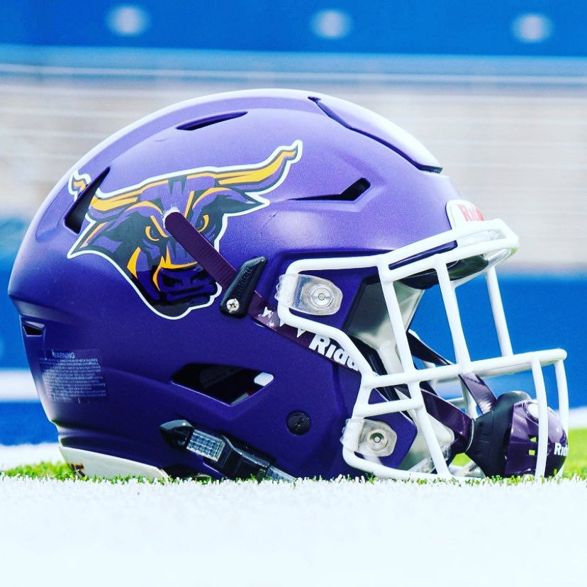 BALL SECURITY!
LOW EGO!
WORK ETHIC!
NEVER SCARED COMPETITOR!
CHAMPIONSHIP WAYS!

We outside #Metro