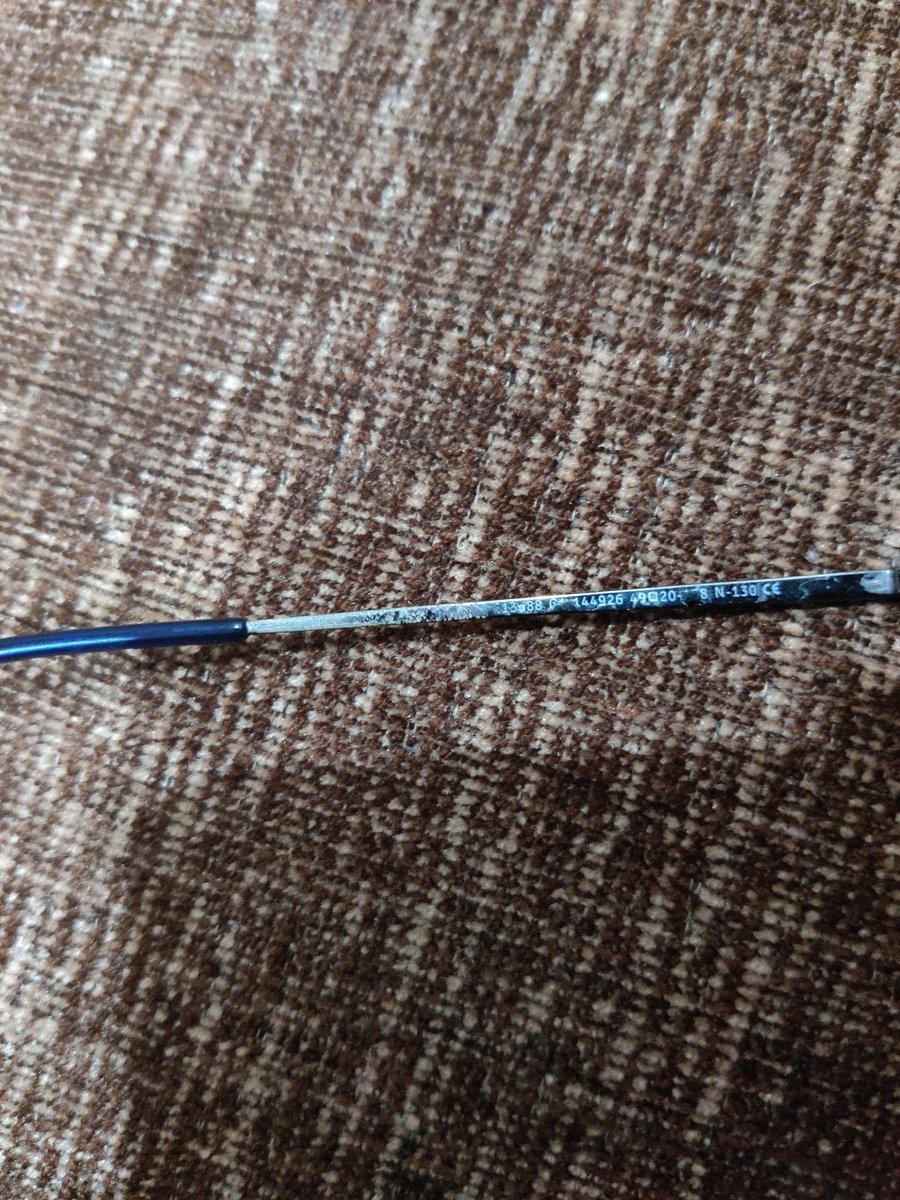 DEEPENDRA_004's tweet photo. I  bought Lence Kart eyeglass, however after using them for a few months, the substance broke down and my temple skin became harmed.improve the quality of your products in order to prevent a health problem.
@KhuranaRamneek 
@peyushbansal https://t.co/jpzXKgdcEn