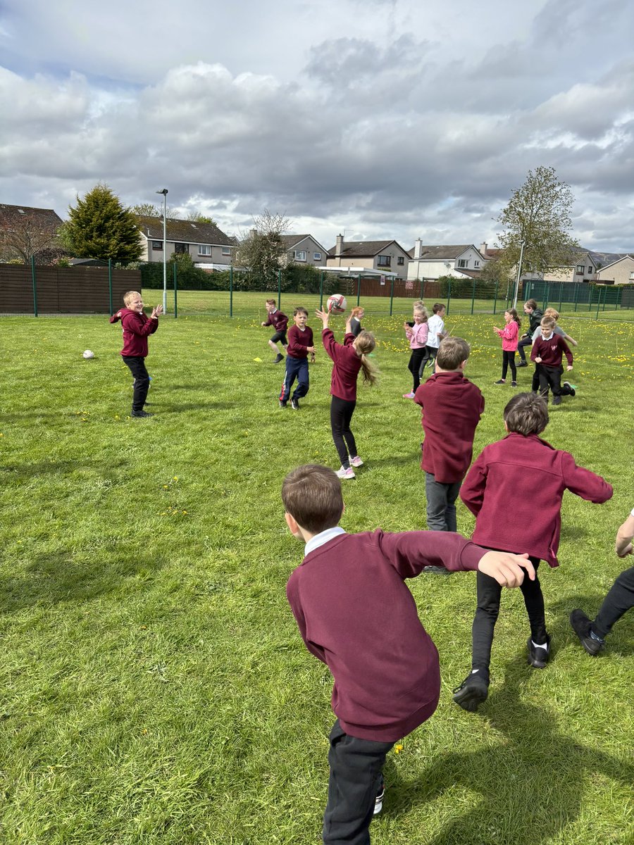 Fun rugby session with jack for our #healthweek @RoslinPS @MrLavin_