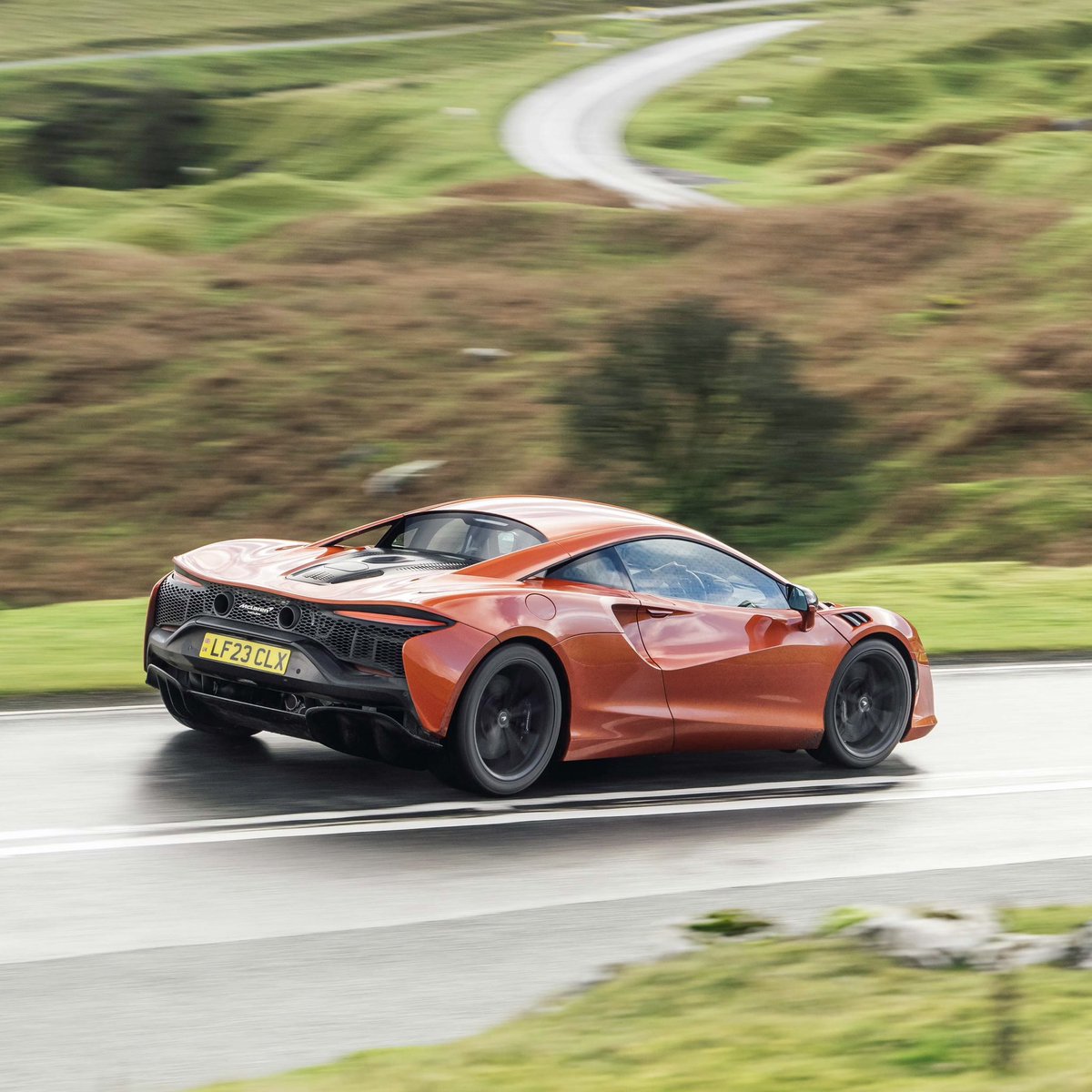 ‘On summer rubber and finally dry roads, the car feels like it has another hundred horsepower.’ Read @Andrew_Frankel's third update on his long-term McLaren Artura. Start your 30-day free trial to enjoy full access to The Intercooler app and website: the-intercooler.com/library/featur…