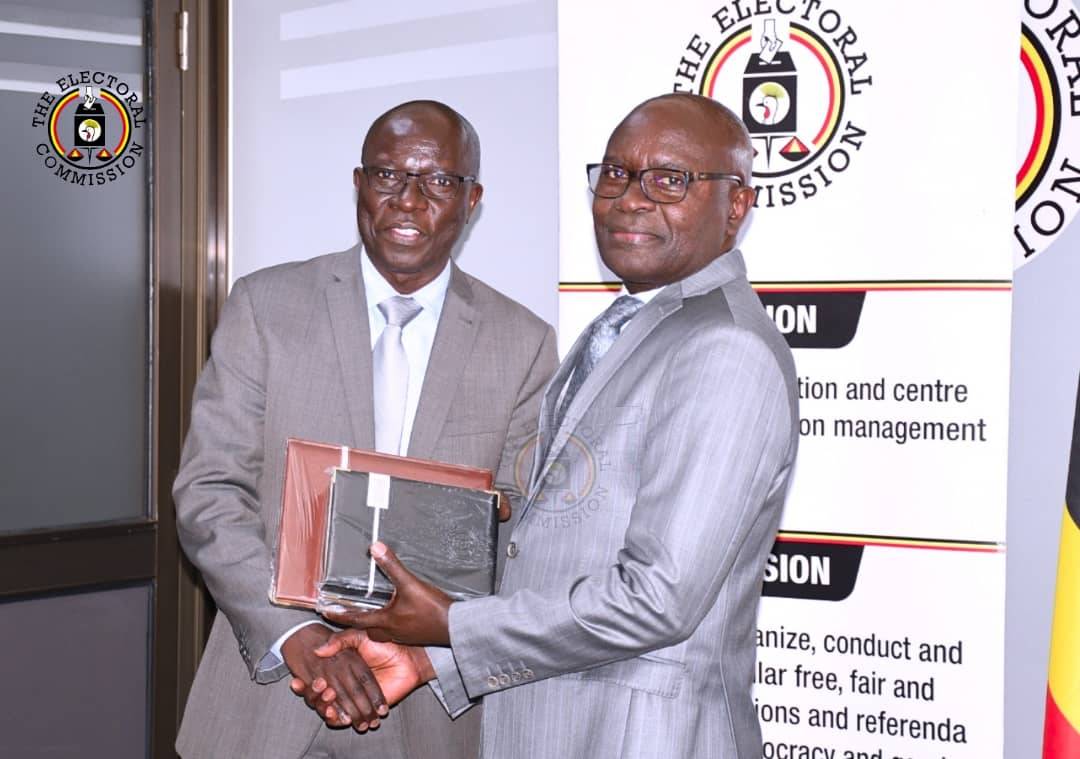 Members of the Electoral Commission led by the Chairperson Justice Byabakama Mugenyi Simon, today received at the @UgandaEC HQ, a delegation from the @ngoforum led by its ED Mr Moses Isooba and discussed ways of strengthening collaboration in advancing civic and voter education.