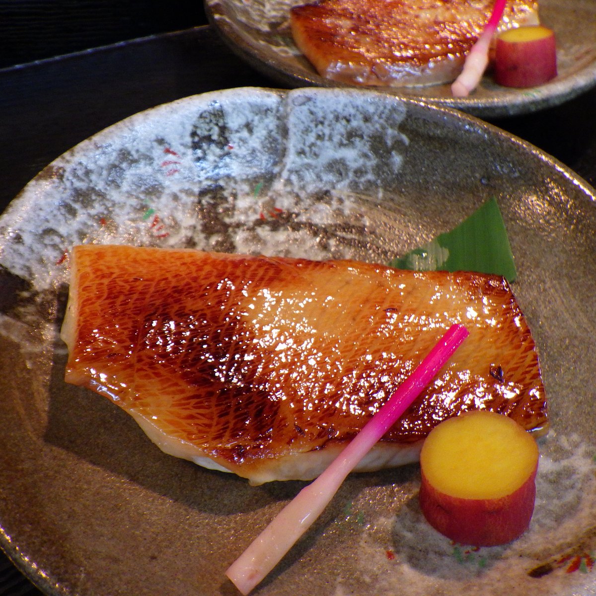 今夜の西京焼は、鰤
#西京焼き #ブリ

😋🐟😋🐟😋🐟😋🐟😋🐟😋🐟😋🐟😋

Grilled yellow tail marinated in Kyoto style miso for tonight's kaiseki course
#japaneserestaurant #englishavailable