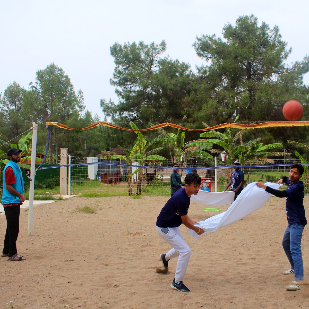 ICYF Uluslararası Genç Gönüllüler Kampı 1️⃣. dönem 🏕️ Alanında uzman eğitmenler, kamp aktiviteleri ve kültürel ziyaretlerle gençler arasında güçlü bağlar kurarak dostlukları pekiştiriyoruz! 💪 📍Antalya Alaaddin Keykubat Gençlik Kampı