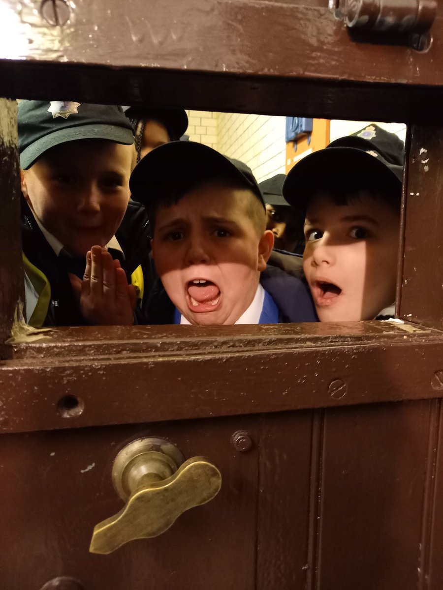 GwladysStreetPrimarySchool (@gwladysstprim) on Twitter photo Thank you to <a href="/MerPolCEU/">MerPol CEU</a> for our Mini Police Visit to Cheshire Police Museum. We discovered the history of Merseyside Police the different roles including equipment used. <a href="/GwladysStPrim/">GwladysStreetPrimarySchool</a> <a href="/GSPSCalmC/">GSPSCalmC</a> Thank you to <a href="/MerPolCEU/">MerPol CEU</a> for our Mini Police Visit to Cheshire Police Museum. We discovered the history of Merseyside Police the different roles including equipment used. <a href="/GwladysStPrim/">GwladysStreetPrimarySchool</a> <a href="/GSPSCalmC/">GSPSCalmC</a>