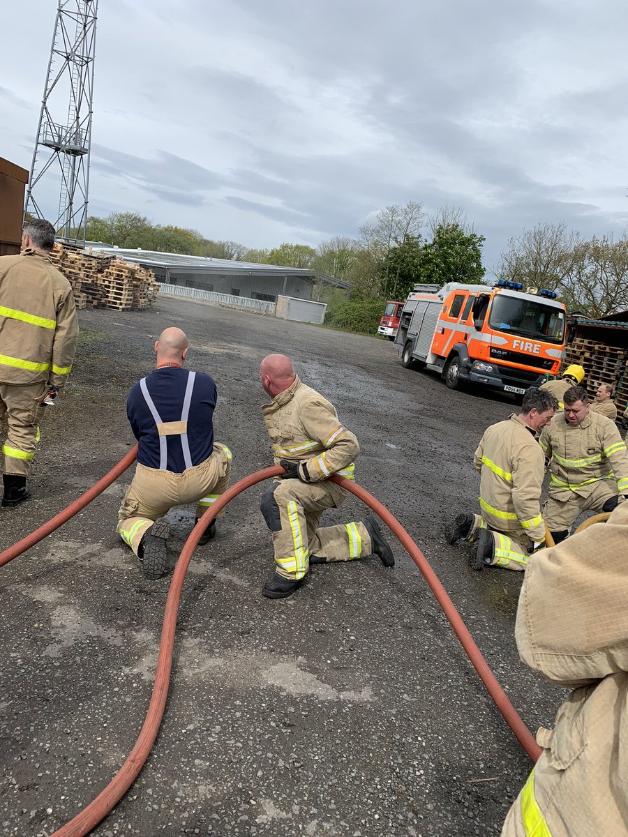 Great to hear from internationally renowned trainers John McDonagh and Karel Lambert @LancashireFRS hosted CFBT event. Looking forward to incorporating new techniques into future training @manchesterfire!