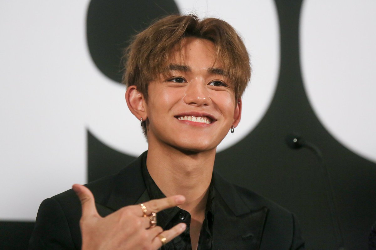 2019 (superM capitol record press conference) this lucas was too iconic not to add!!!