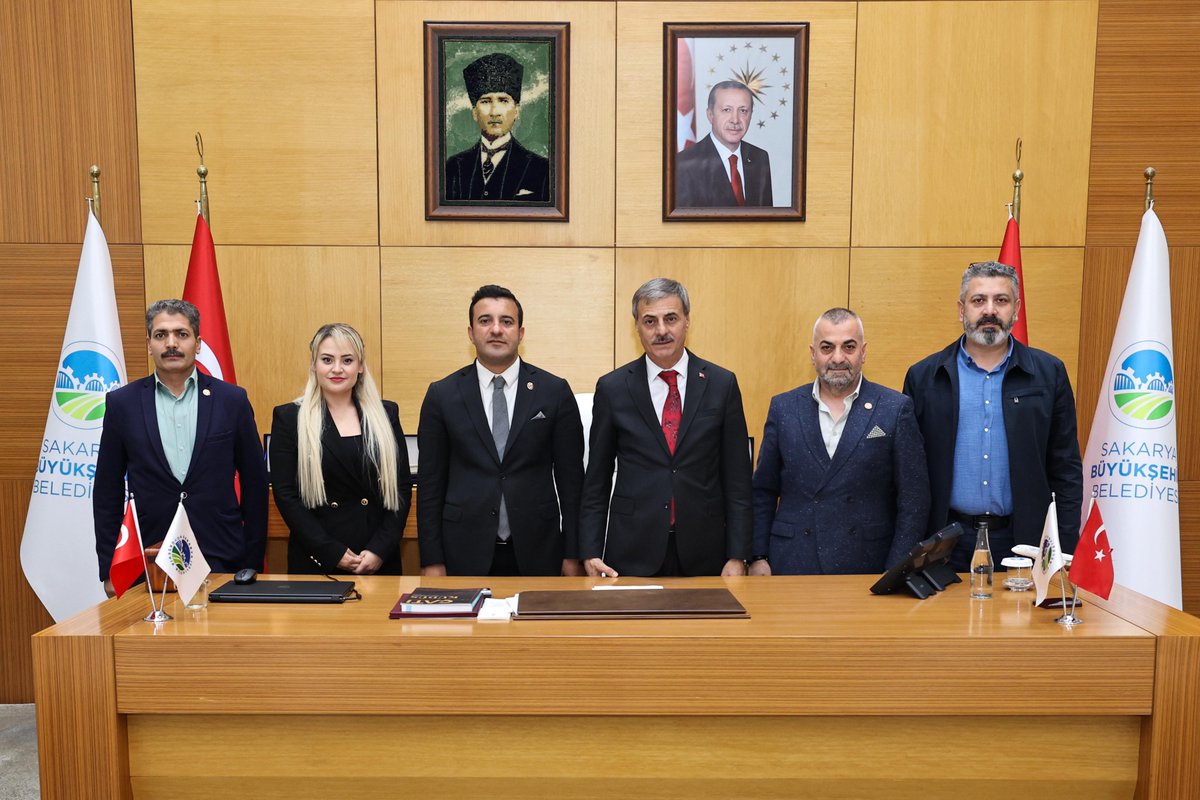 Tüm Kalkınma ve Girişimci İş İnsanları Derneği (TÜMKİAD) Başkanı Mehmet Zeki Ediz ve yönetimini belediyemizde ağırladık. Hayırlı olsun dilekleri için teşekkür ediyor, çalışmalarında başarılar diliyorum.