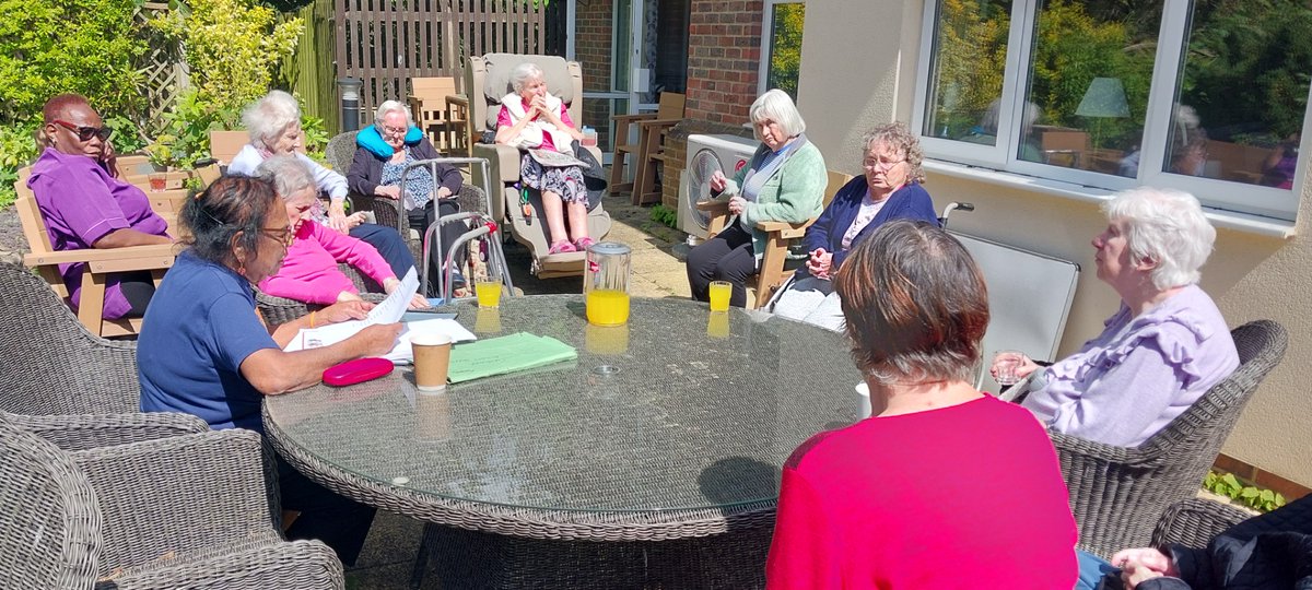 At last the Sun is out. A great morning today in the garden with a Quiz. @AnchorLaterLife #quiztime