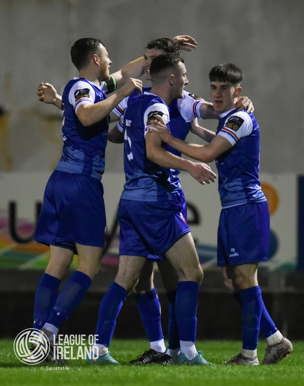 Treaty United are in action this Bank Holiday Monday when Athlone Town visit the Markets Field at 5PM ⚽ Close out the @RiverfestLmk weekend with some live football 🙌 🎟️ - TreatyUnitedFC.com/tickets 📸 @Sportsfile