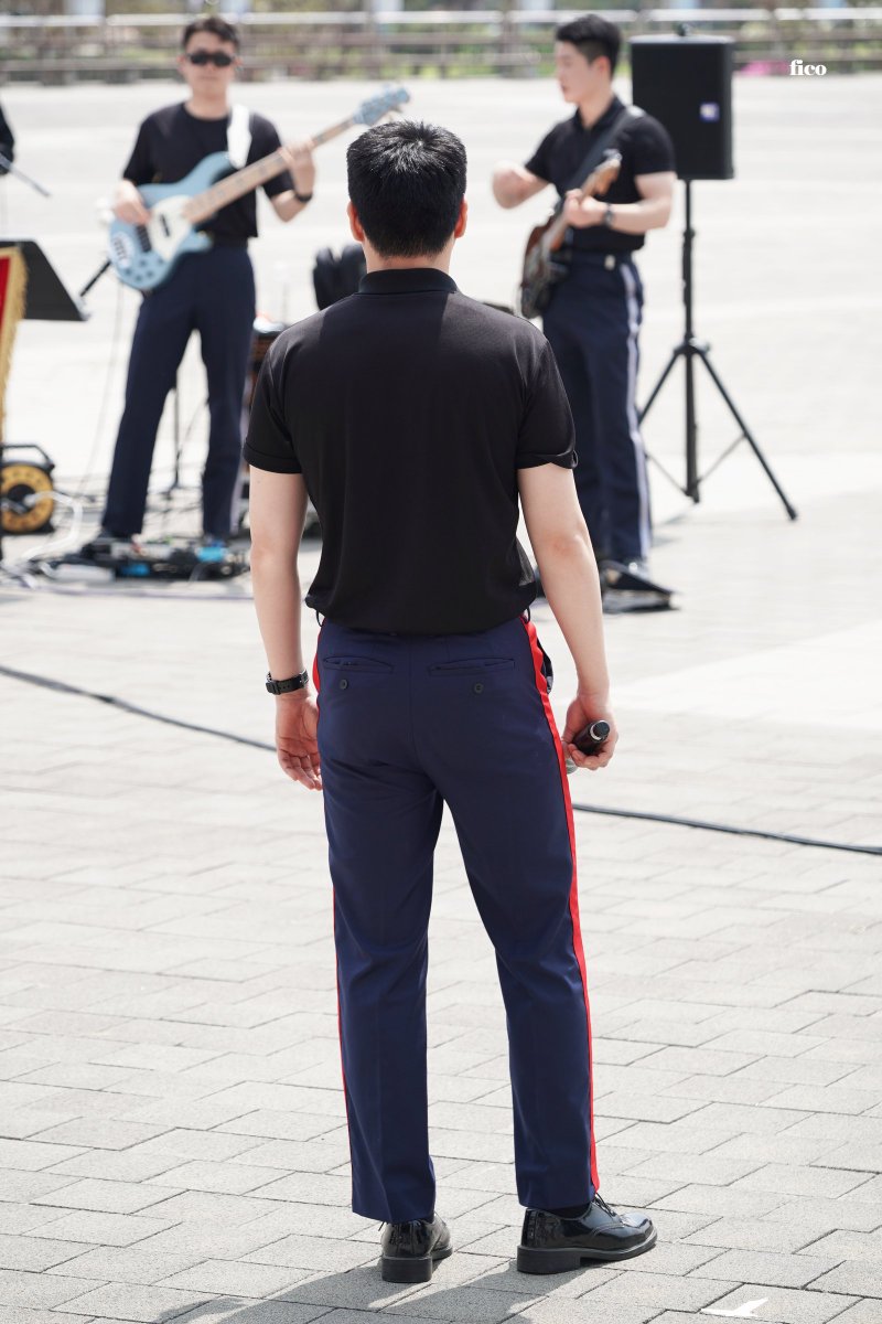 240419 국군정례행사
즐거워보여서 나도 행복해졌어🥰
#김지훈 #리베란테