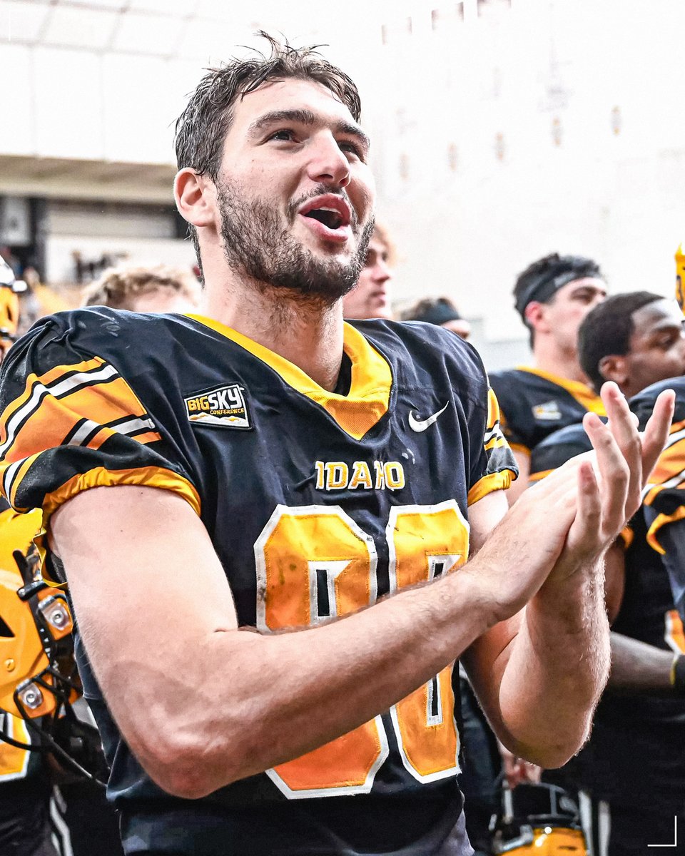 PFF_Seahawks's tweet image. UDFA WR Hayden Hatten since 2022: 

Dropped just 1 pass on 176 receptions
2,446 receiving yards (4th among all WRs)
25 TDs (3rd)
2.98 yards per route run (9th) 

📈👀