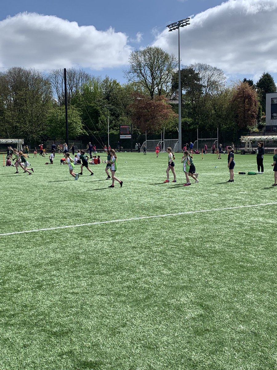 We had a great day last week at our 3rd class football blitz last week in @PaircUiCha0imh 👌🏼 great to see so many boys and girls out playing 🏐👏🏼 @OfficialCorkGAA @CorkGDC_MickH @GdaCork @CorkGdc_Cob