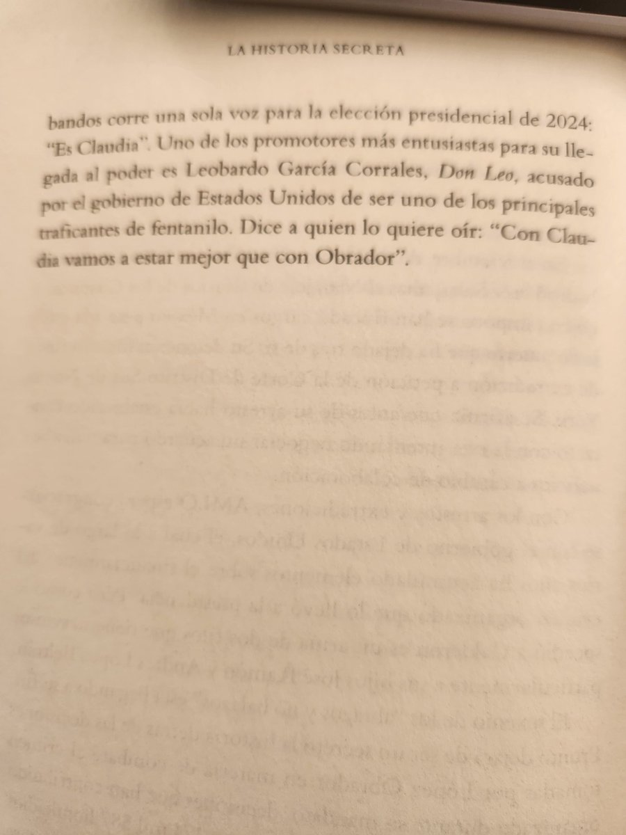 .De acuerdo al libro #LAHistoriaSecreta de Anabel Hernández, los narcos encontraron apoyo en Claudia Sheinbaum no por cash, sino a cambio de la mitad de la droga que guardaban en la CDMX para después distribuirla. #Harfuch su operador ante el CO. ¡Con Claudia nos irá mejor! UF