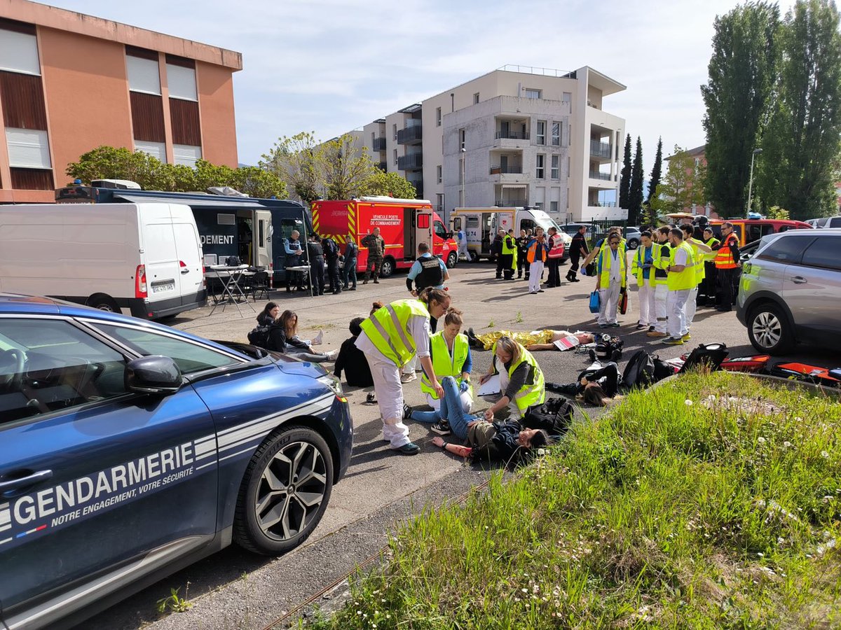 Préfète de la Haute-Savoie tweet media
