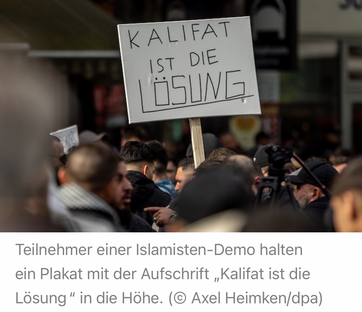 Kalifat ist die Lösung? Wenn das so ist, sch..... ich auf eure Lösung so wie ich auf euren geisteskranken Kalifats-Scharia-Dreck sch... 🤬 Wir brauchen eine Regierung, die diesen hirnrissigen Spuk beendet. P.S.: Wo ist denn bitte der Aufschrei der selbstbestimmten Frauen? 🤬