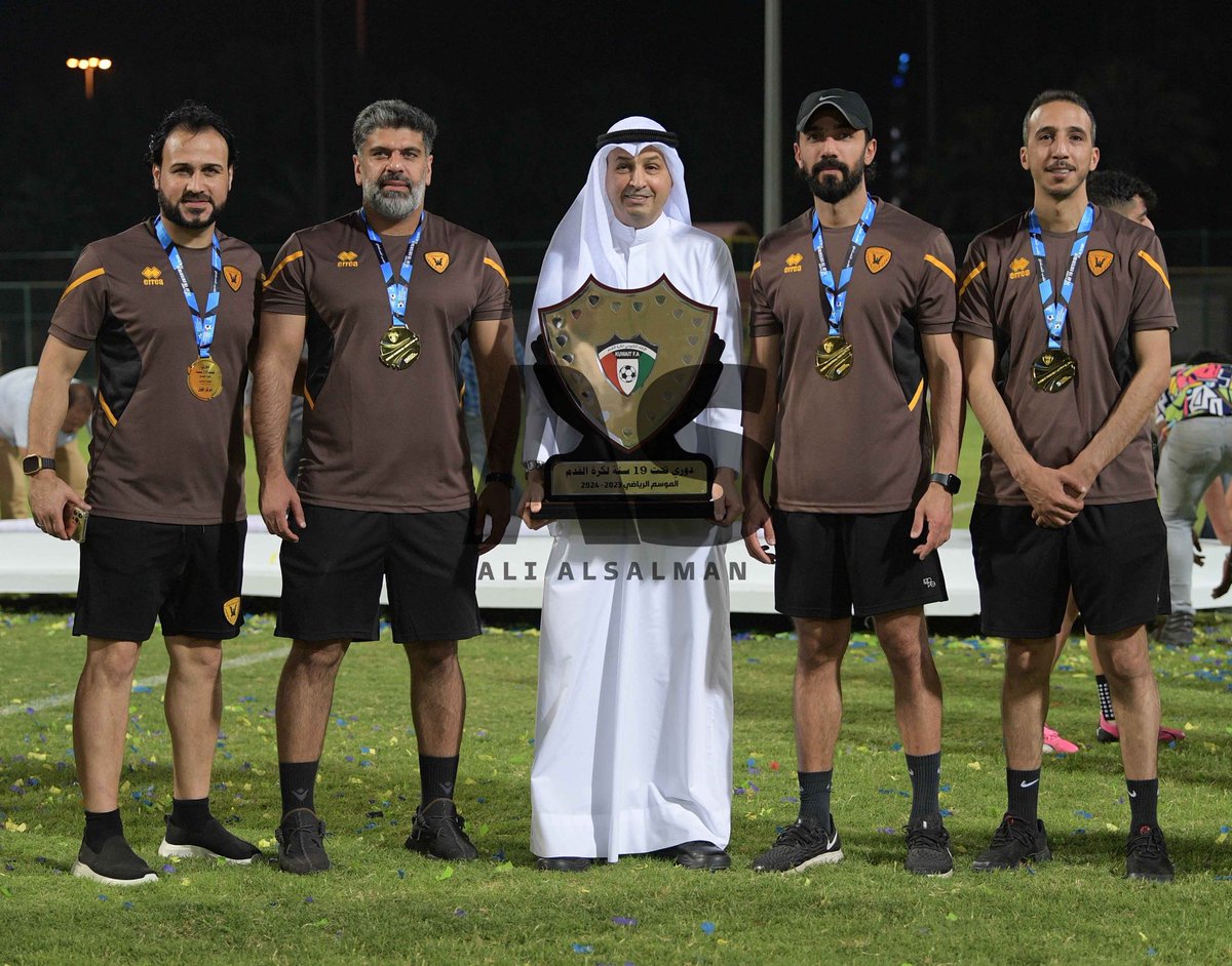 شكرا للطواقم الفنيه و الادارية و الطبيه 
شكر كبير لجميع اللاعبين الابطال 
شكرا لجميع من ساهم في تحقيق البطولة 
 احب اشكر اولياء الامور الي كانو الدعم الاول لنا

الجمهور القدساوي الف الف شكر على الدعم و الحضور 
الف مبروك للامة القدساويه
🥇🖤💛