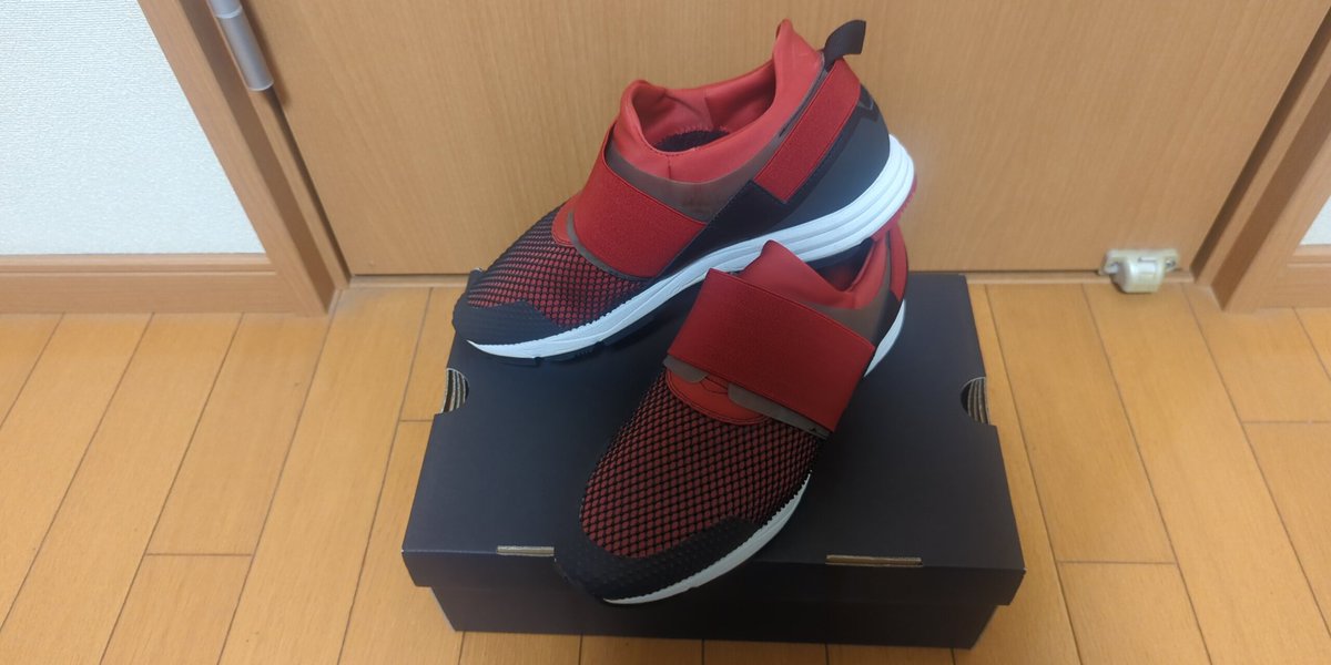 YuseiT1214's tweet photo. (。・ω・)ﾉども
GWも早いものでもう4日が過ぎてしまいました🤣
今回のお買い物商品は、BOSSの腕時計にARMANIの日本国内未入荷ネックレスに大谷翔平モデルのドジャースキャップに大谷翔平モデルのBOSSのスニーカーを買いました☺
これからの時期にピッタリなコーディが出来そです☺ https://t.co/iCIoiJkVUR