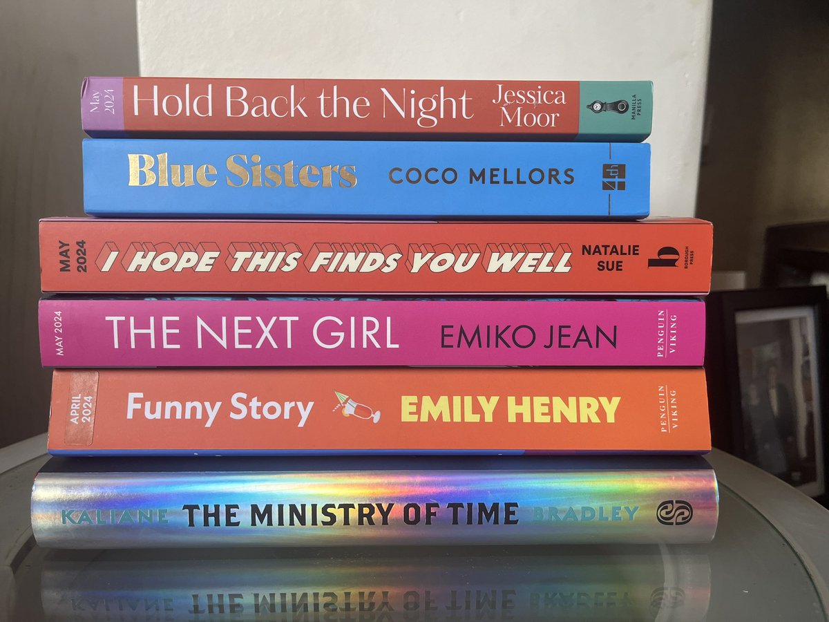It’s that time of the month again! My favourite books of the month for <a href="/RedMagDaily/">Red Magazine</a> 
Featuring <a href="/natwrotewhat/">Natalie Sue</a> @jessicammoor #emilyhenry #emikojean #cocomellors #kalianebradley
redonline.co.uk/entertainment/…