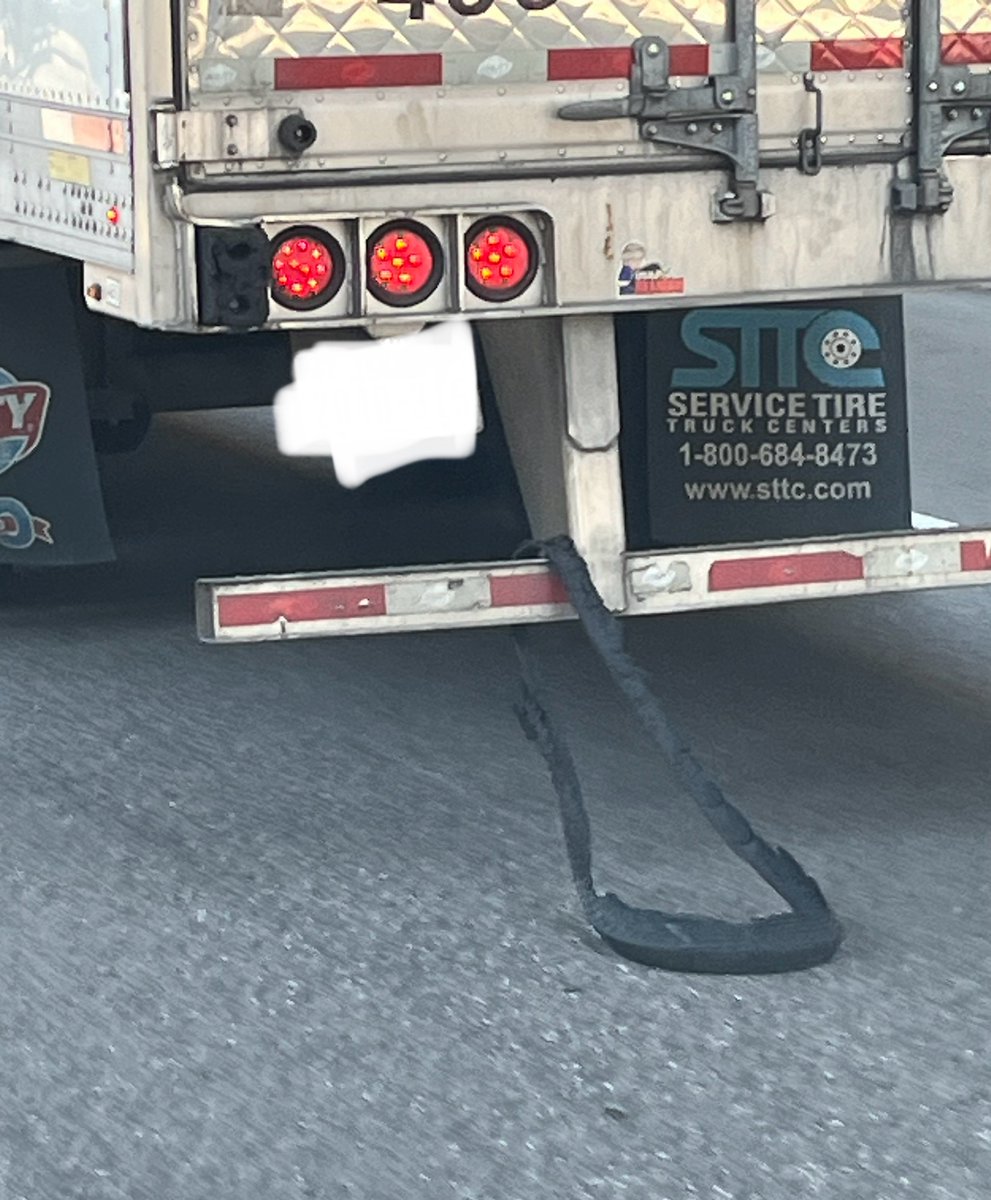 First time seeing a #GroundingStrap on a reefer.  I've seen them a lot of Oilfield Vehicles, but never on a 53 footer.  I was #Shocked to see it.

I guess the driver is worried about electrical discharge.  

#ReduceRisk #DrivingSafety #SafeLeadership #Trucking