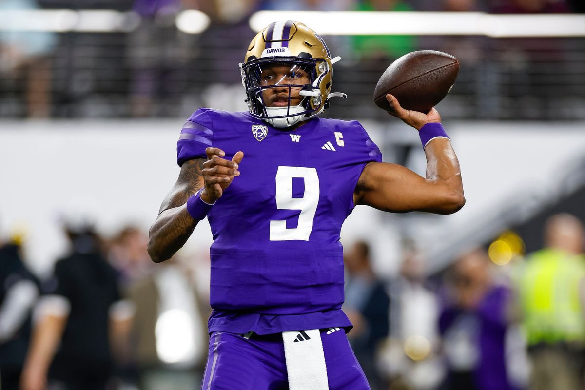 Schools in the common draft era (since 1967) to have 3+ WR & QB drafted within the first 100 picks: 2024 Washington (@UW_Football) That’s it. Data via OptaSTATS