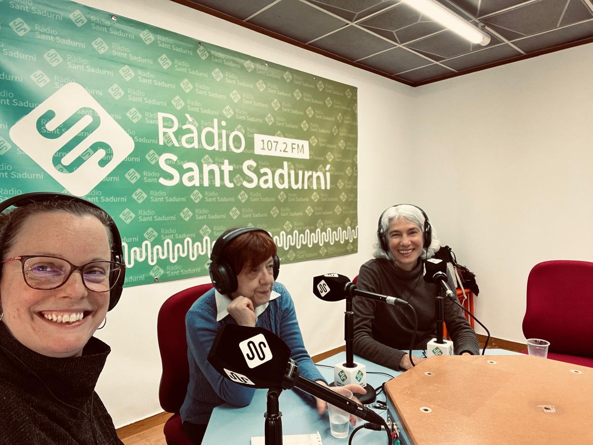 Escolteu el pòdcast amb la intervenció de la M. Antònia Cabré i la Fiona Pannett, parella lingüística de #SantSadurnídAnoia, dins la secció 'El català al carrer' del magazín Penedès en Xarxa de Ràdio Sant Sadurní 107.2 FM
👉go.ivoox.com/rf/128212466
 #ProvemHoEnCatalà