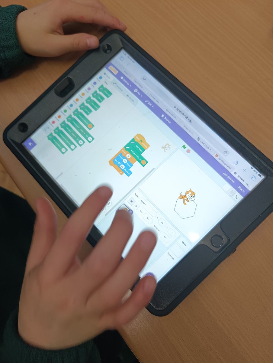 BellfieldPS's tweet photo. Class 4 have been using Scratch this afternoon to create a variety of shapes by coding their sprite to draw. They have all created some fabulous shapes! 
#bellfieldcomputing
#bellfieldBEAMS https://t.co/szPmAwb857